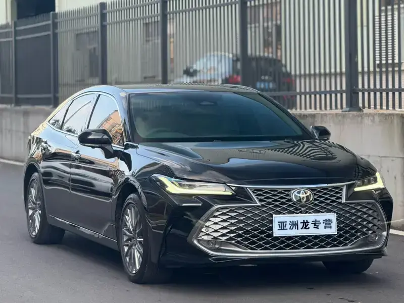 2024 Toyota Avalon с пробегом 50 000 км