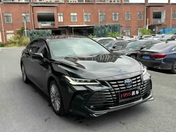 2023 Toyota Avalon с пробегом 31 000 км