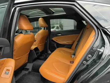 2023 Toyota Avalon с пробегом 31 000 км