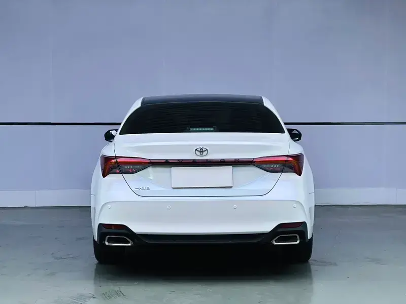 2019 Toyota Avalon с пробегом 41 800 км