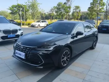 2023 Toyota Avalon с пробегом 28 400 км
