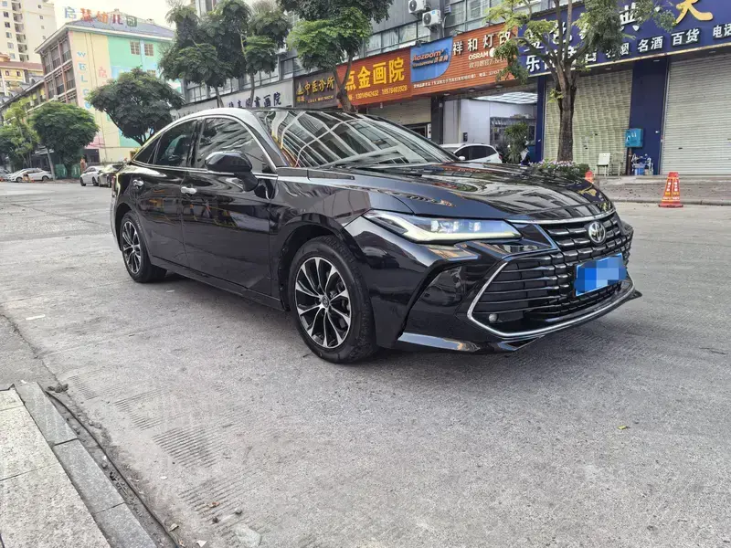 2023 Toyota Avalon с пробегом 80 000 км