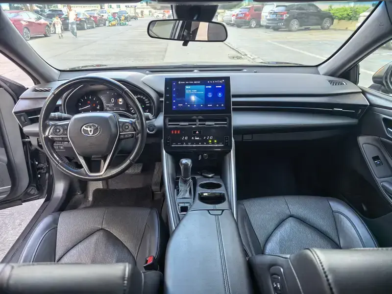 2023 Toyota Avalon с пробегом 80 000 км