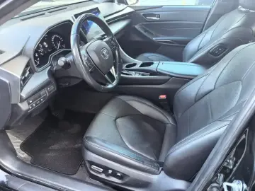 2023 Toyota Avalon с пробегом 80 000 км
