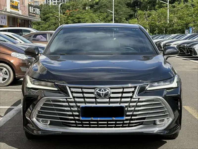 2024 Toyota Avalon с пробегом 23 000 км