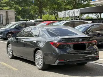 2024 Toyota Avalon с пробегом 23 000 км