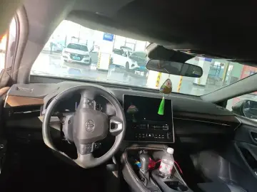 2024 Toyota Avalon с пробегом 16 000 км
