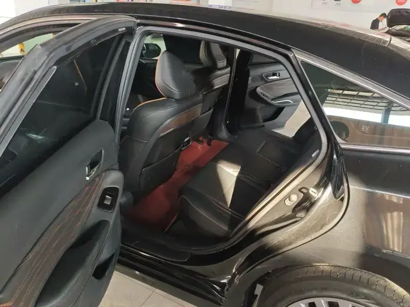 2024 Toyota Avalon с пробегом 16 000 км
