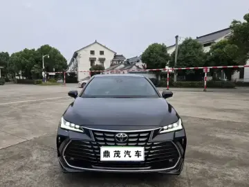 2022 Toyota Avalon с пробегом 19 000 км