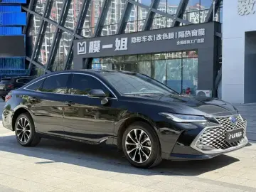 2023 Toyota Avalon с пробегом 52 000 км