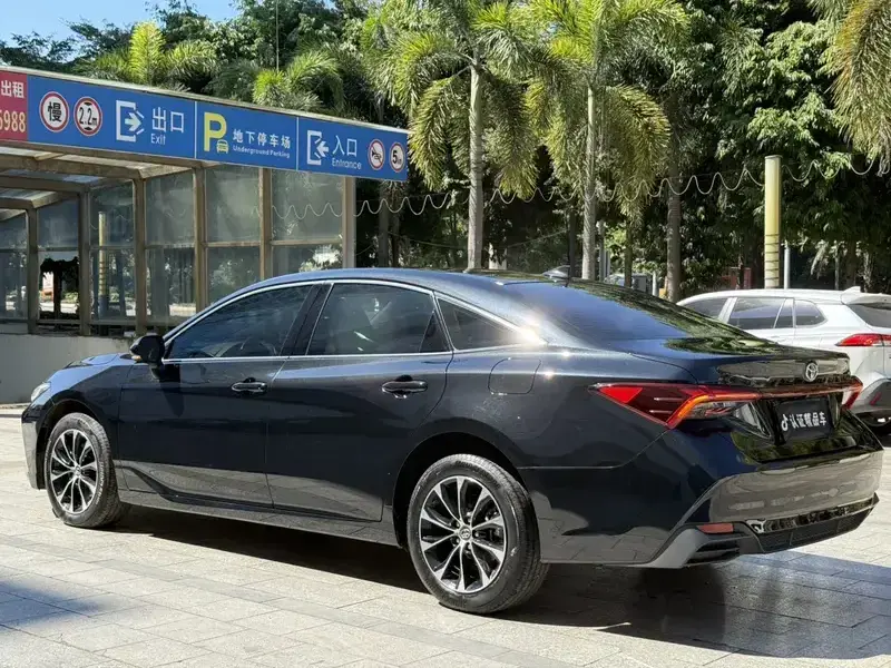 2023 Toyota Avalon с пробегом 52 000 км