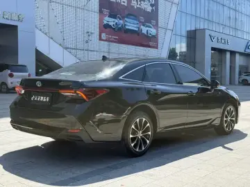2023 Toyota Avalon с пробегом 52 000 км
