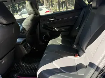2023 Toyota Avalon с пробегом 52 000 км