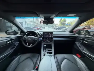 2019 Toyota Avalon с пробегом 65 000 км