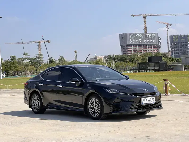 2026 Toyota Camry с пробегом 8 300 км