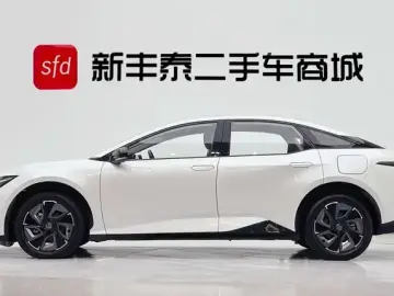 2024 Toyota bZ3 с пробегом 55 000 км