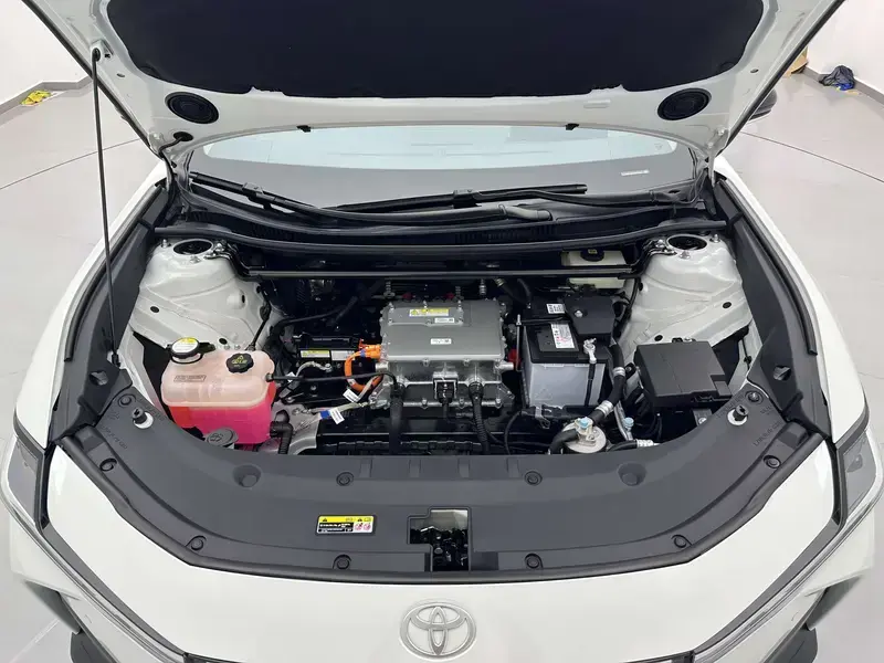 2024 Toyota bZ3 с пробегом 55 000 км