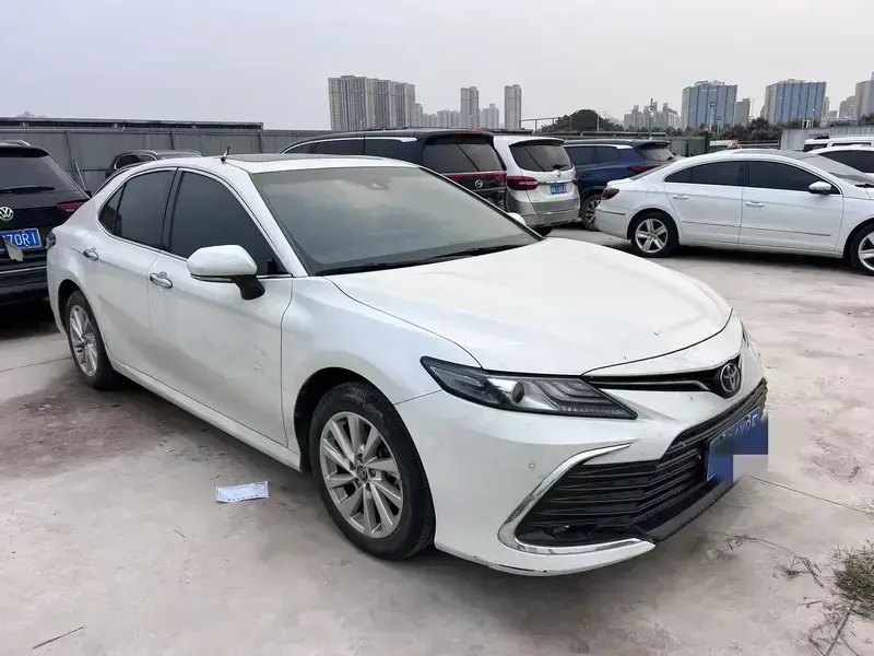 2023 Toyota Camry с пробегом 31 000 км