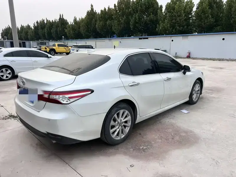 2023 Toyota Camry с пробегом 31 000 км