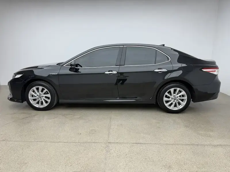 2023 Toyota Camry с пробегом 110 000 км
