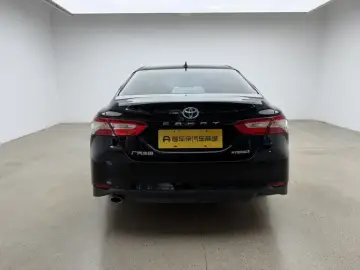 2023 Toyota Camry с пробегом 110 000 км