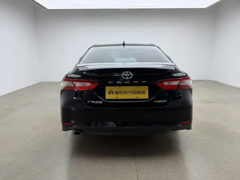 2023 Toyota Camry с пробегом 110 000 км