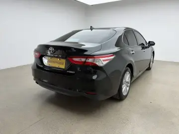 2023 Toyota Camry с пробегом 110 000 км