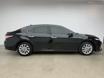 2023 Toyota Camry с пробегом 110 000 км