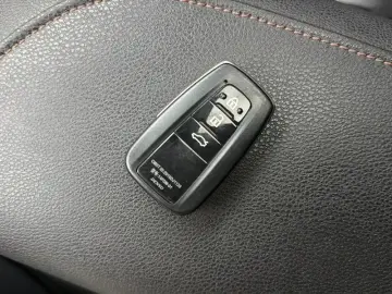 2023 Toyota Camry с пробегом 110 000 км