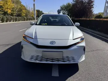 2024 Toyota Camry с пробегом 6 800 км