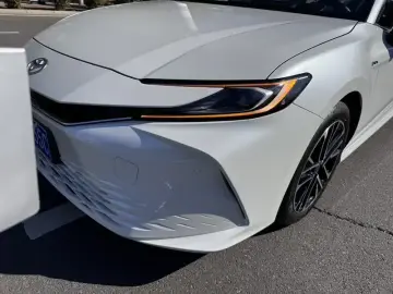 2024 Toyota Camry с пробегом 6 800 км