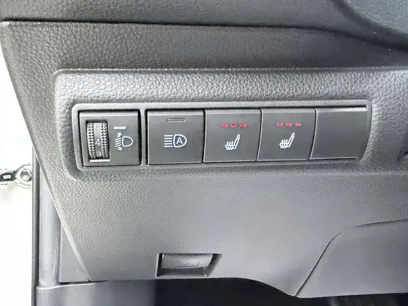 2021 Toyota Corolla с пробегом 49 000 км