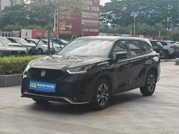 Toyota Crown Kluger