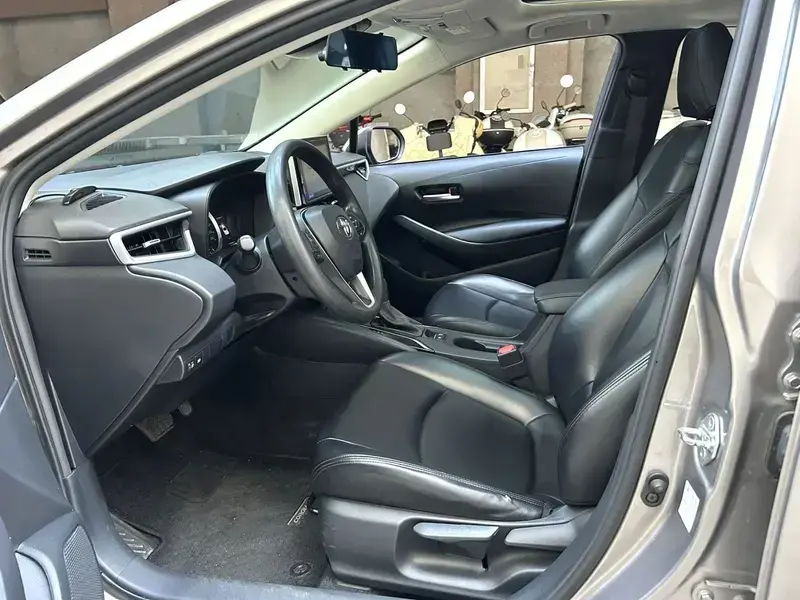 2021 Toyota Corolla с пробегом 80 000 км