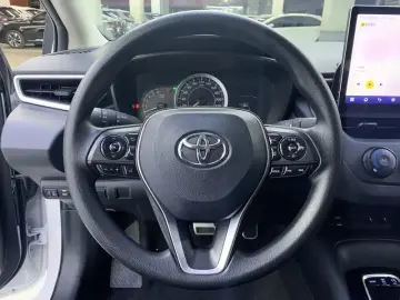2022 Toyota Corolla с пробегом 34 000 км