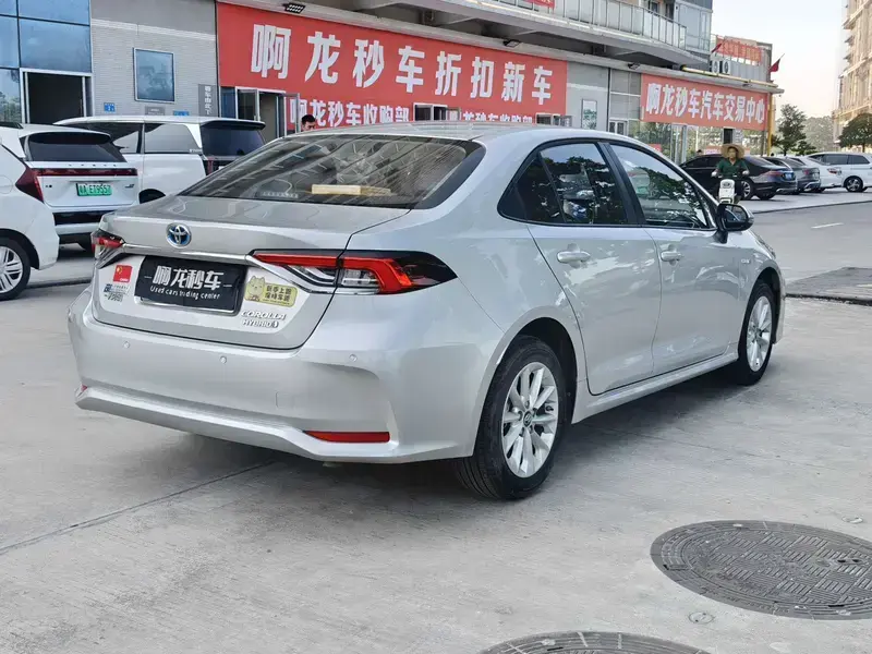 2021 Toyota Corolla с пробегом 13 500 км