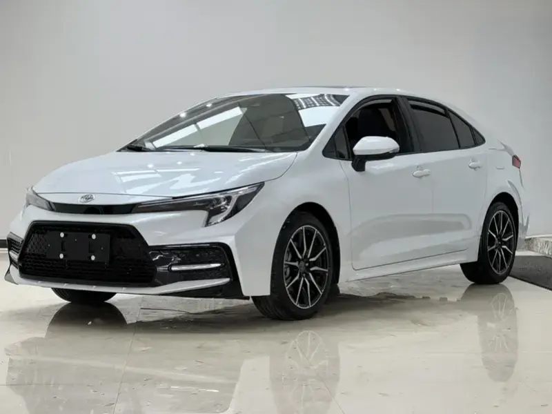 2023 Toyota Levin с пробегом 2 300 км