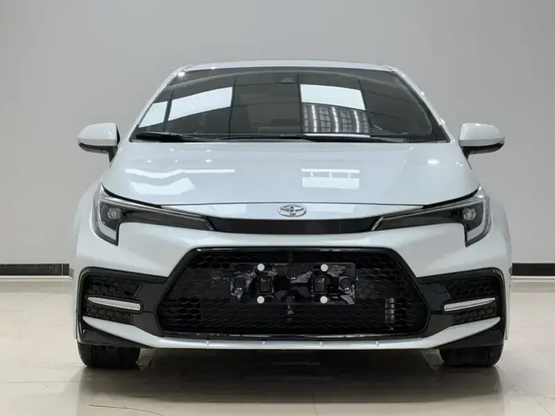 2023 Toyota Levin с пробегом 2 300 км