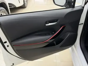 2023 Toyota Levin с пробегом 2 300 км