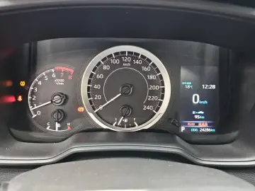 2022 Toyota Levin с пробегом 24 000 км
