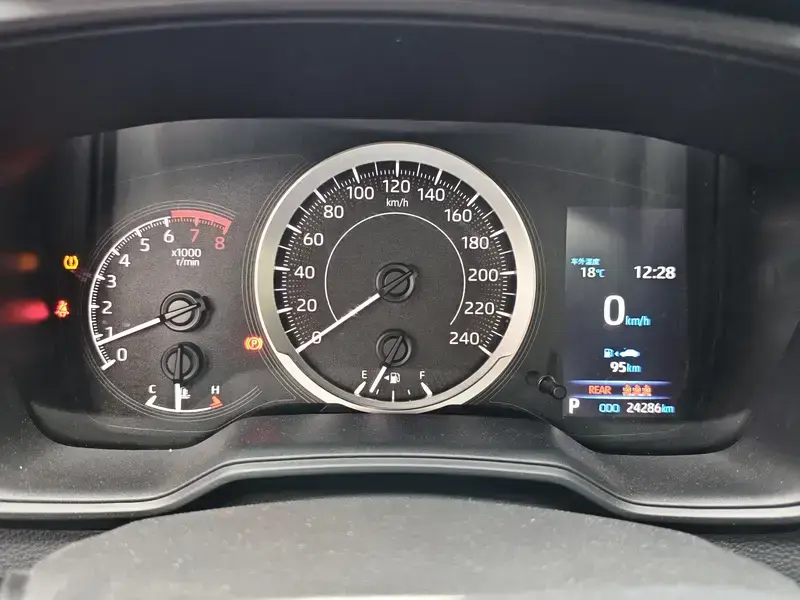 2022 Toyota Levin с пробегом 24 000 км