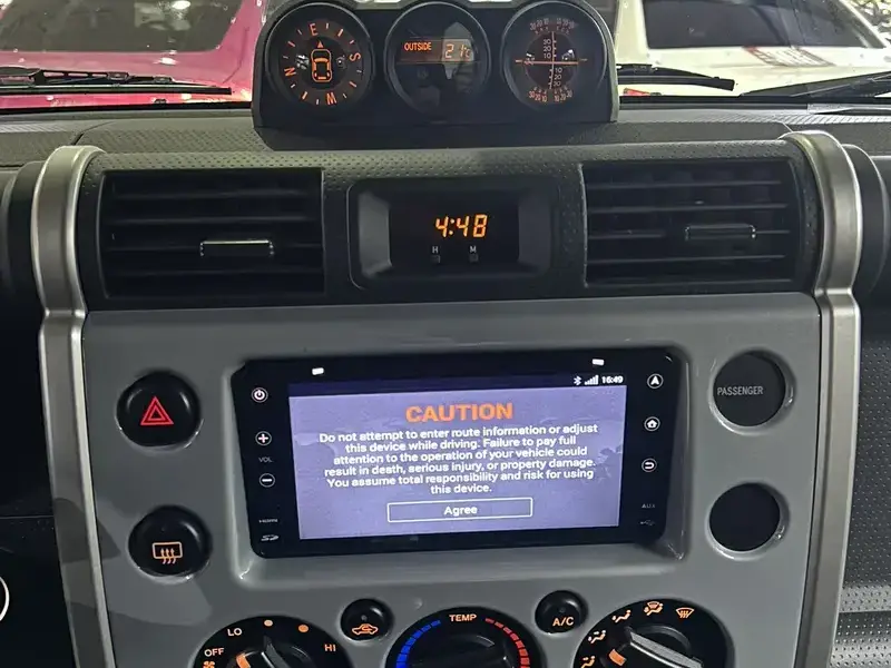 2020 Toyota FJ Cruiser с пробегом 78 000 км