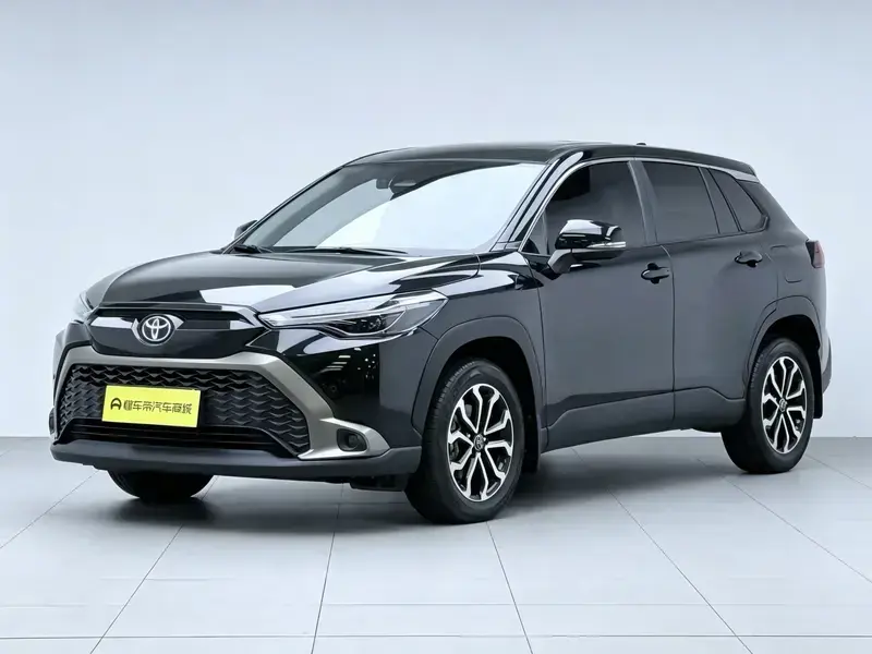 2024 Toyota Frontlander с пробегом 10 000 км