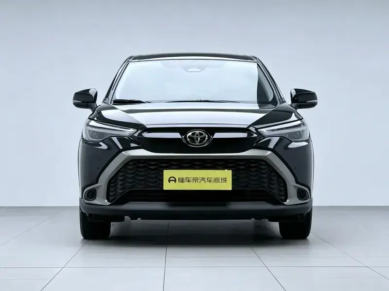 2024 Toyota Frontlander с пробегом 10 000 км