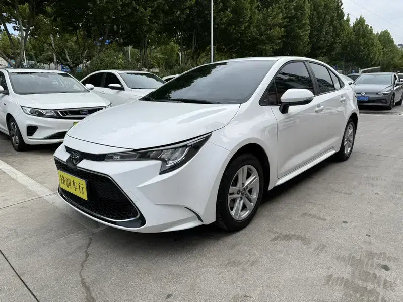 2022 Toyota Levin с пробегом 23 000 км