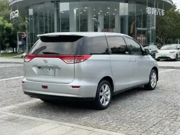 2012 Toyota Previa с пробегом 240 000 км