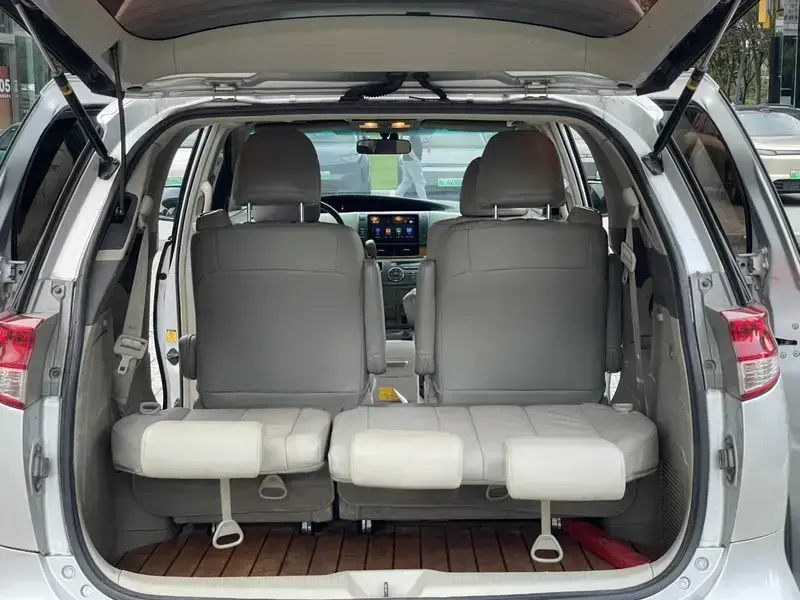 2012 Toyota Previa с пробегом 240 000 км