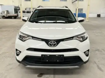 2019 Toyota RAV4 с пробегом 96 000 км