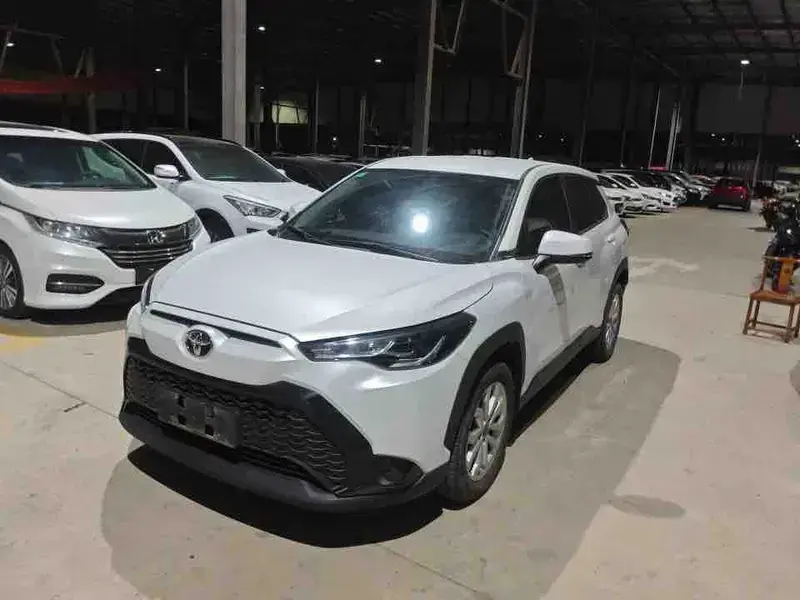 2023 Toyota Frontlander с пробегом 15 000 км