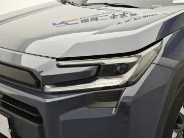2026 Toyota RAV4 с пробегом 2 700 км